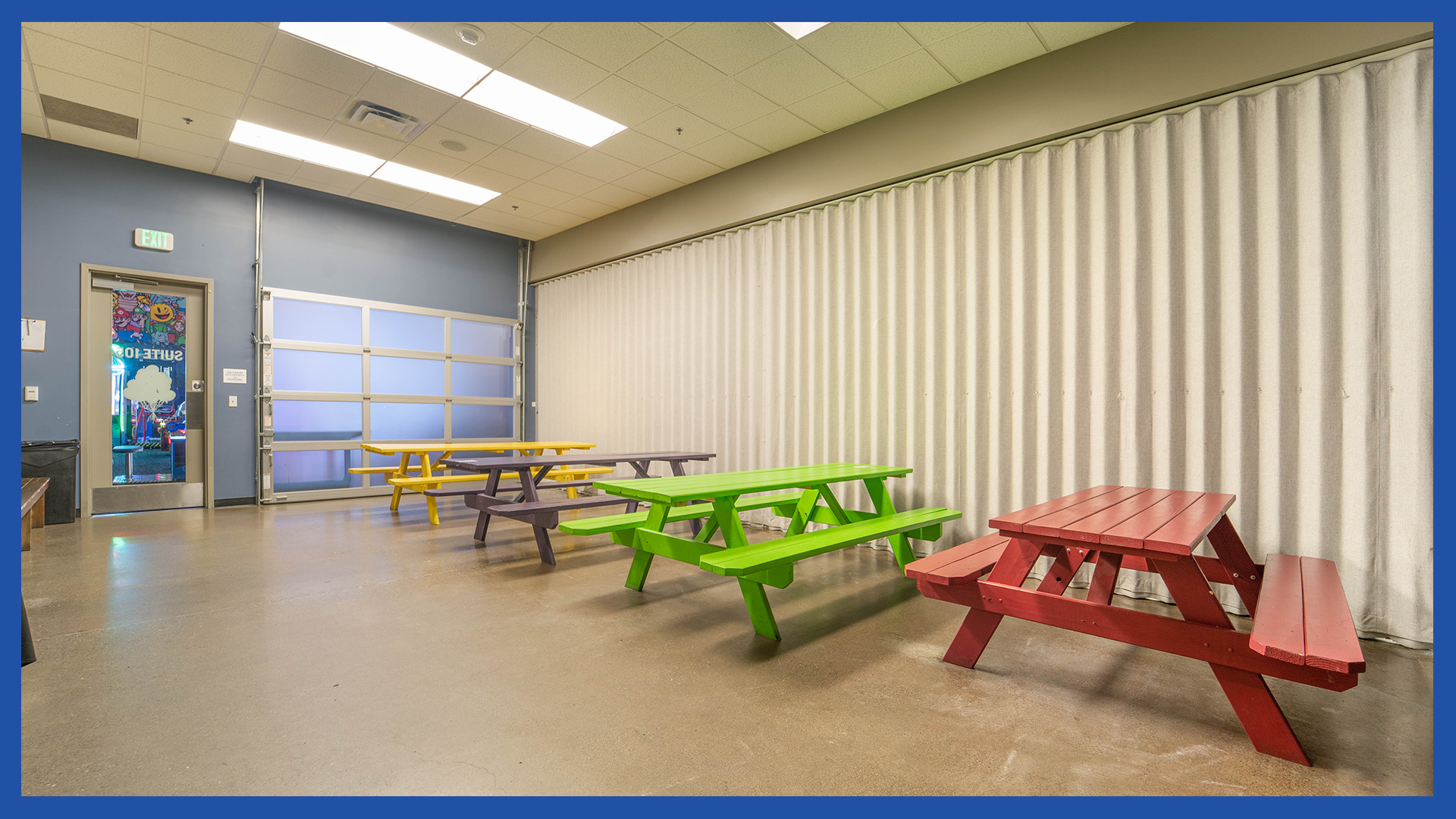 Clubhouse Suite Web Card